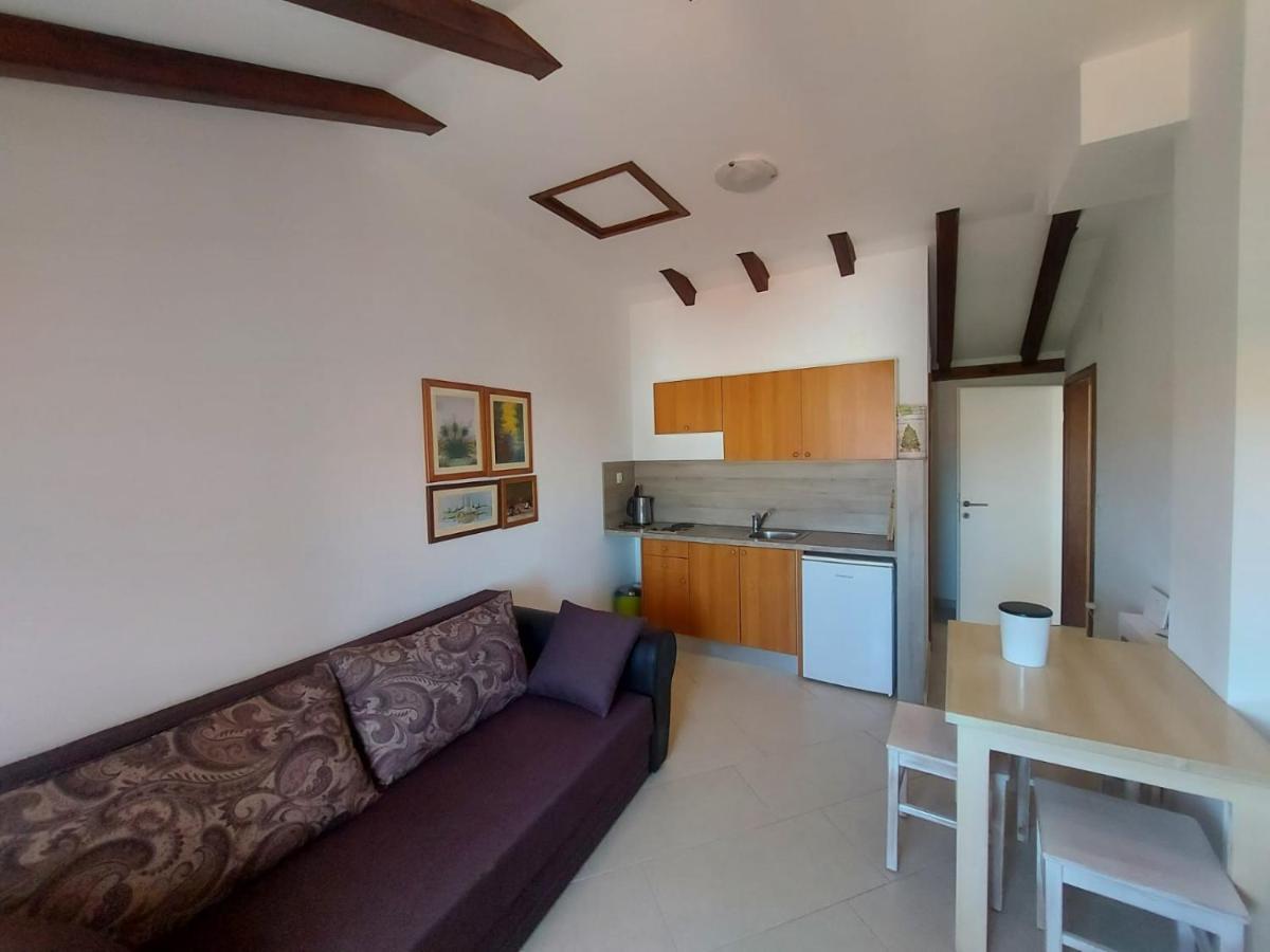 Bozena Apartment