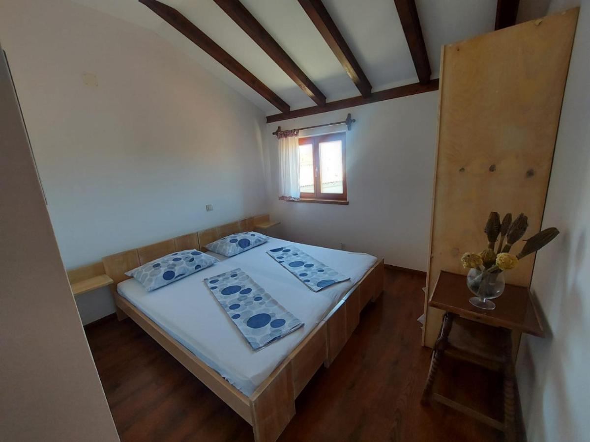 Bozena Apartment Pakostane