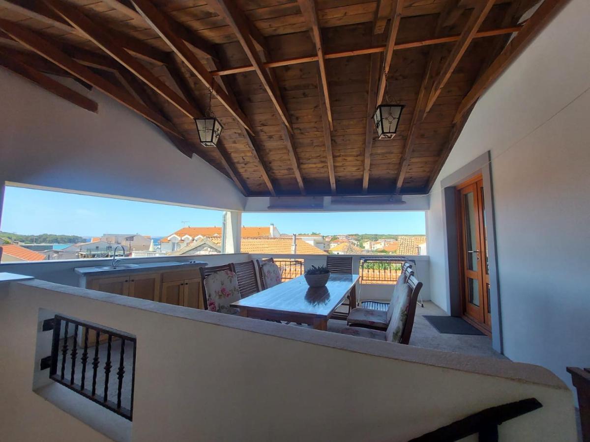 Bozena Apartment *
